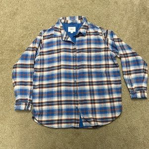American Eagle women’s oversized flannel. Small